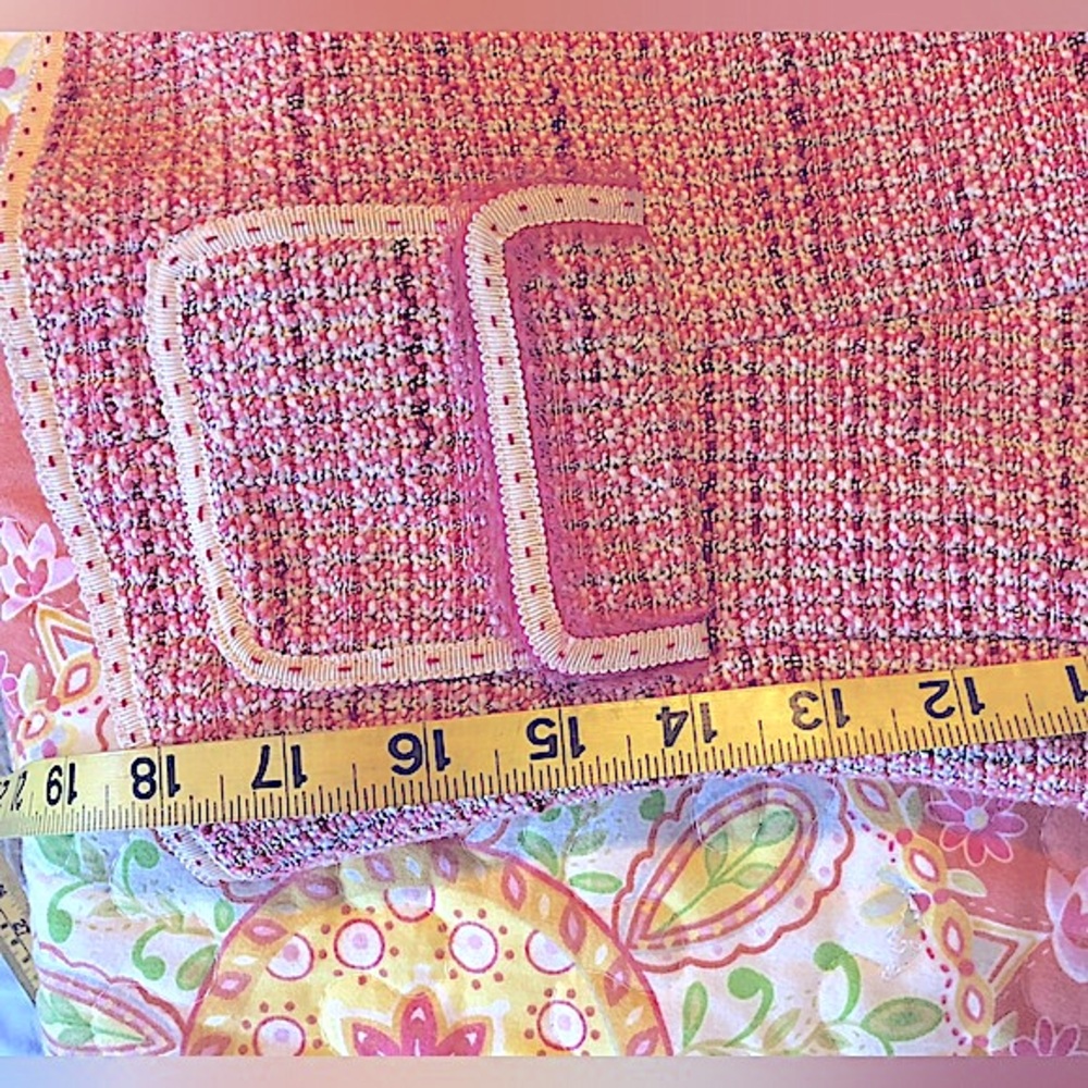 Tahari Cropped Tweed Blazer - Picture 6 of 8
